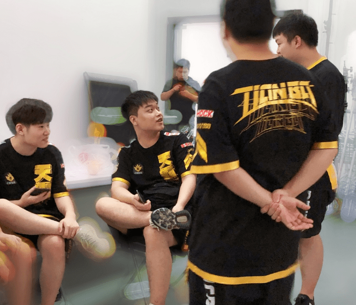 新疆队气势如虹，全队留给对手无可奈何！的简单介绍