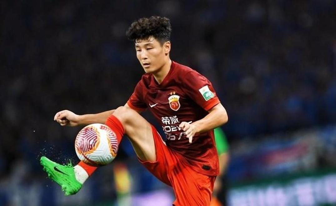 杏彩体育在线登录-武磊帽子戏法——武磊在比赛中独造三球的表现