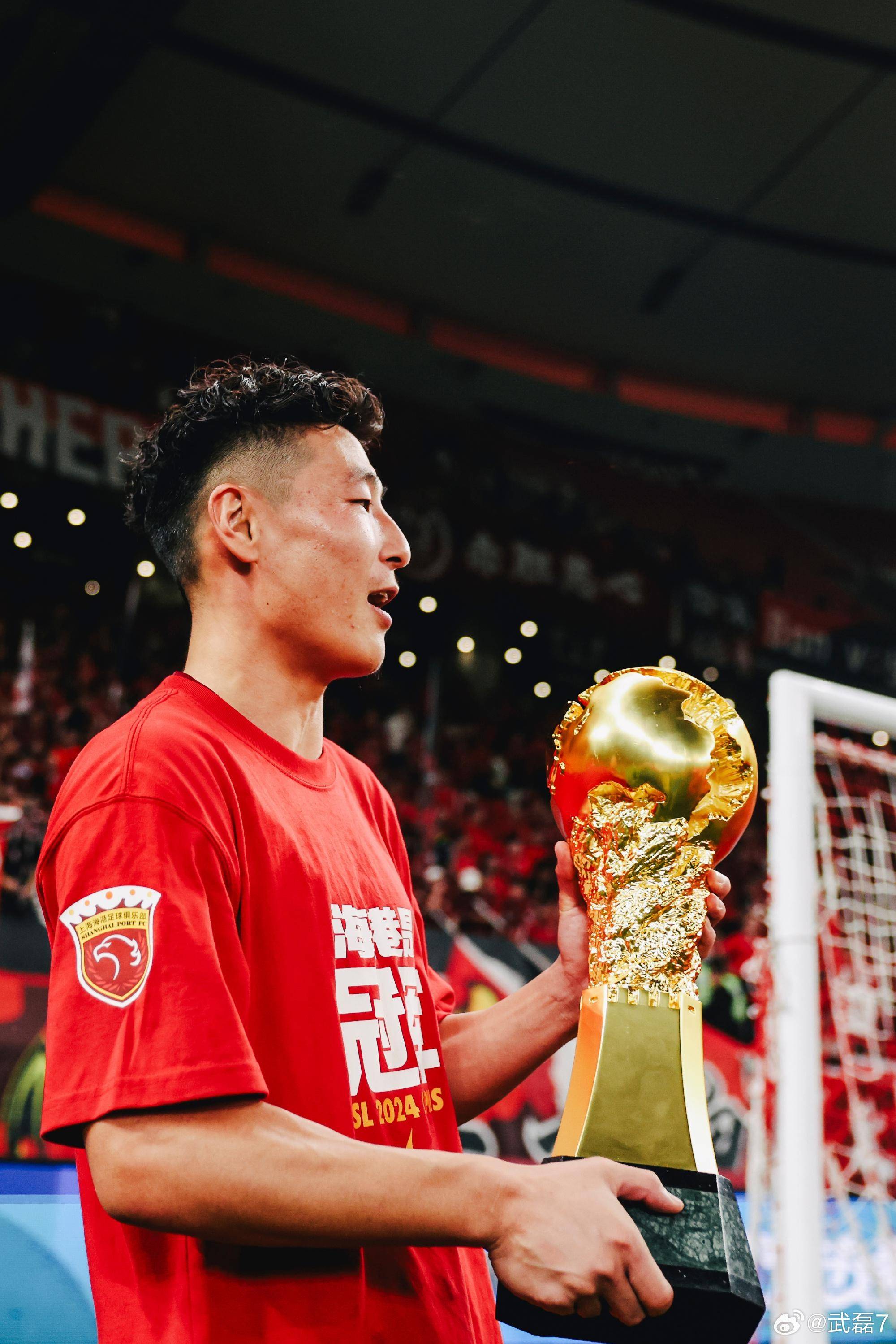 武磊帽子戏法——武磊在比赛中独造三球的表现 武磊帽子戏法——武磊在比赛中独造三球的表现