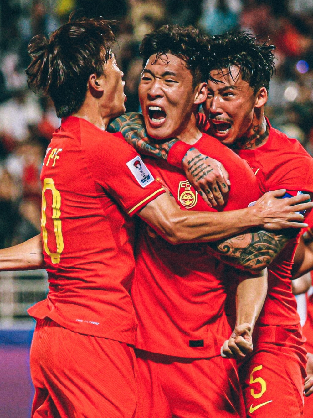 中国顶级足球联赛揭开新赛季面纱的简单介绍 中国顶级足球联赛揭开新赛季面纱的简单介绍