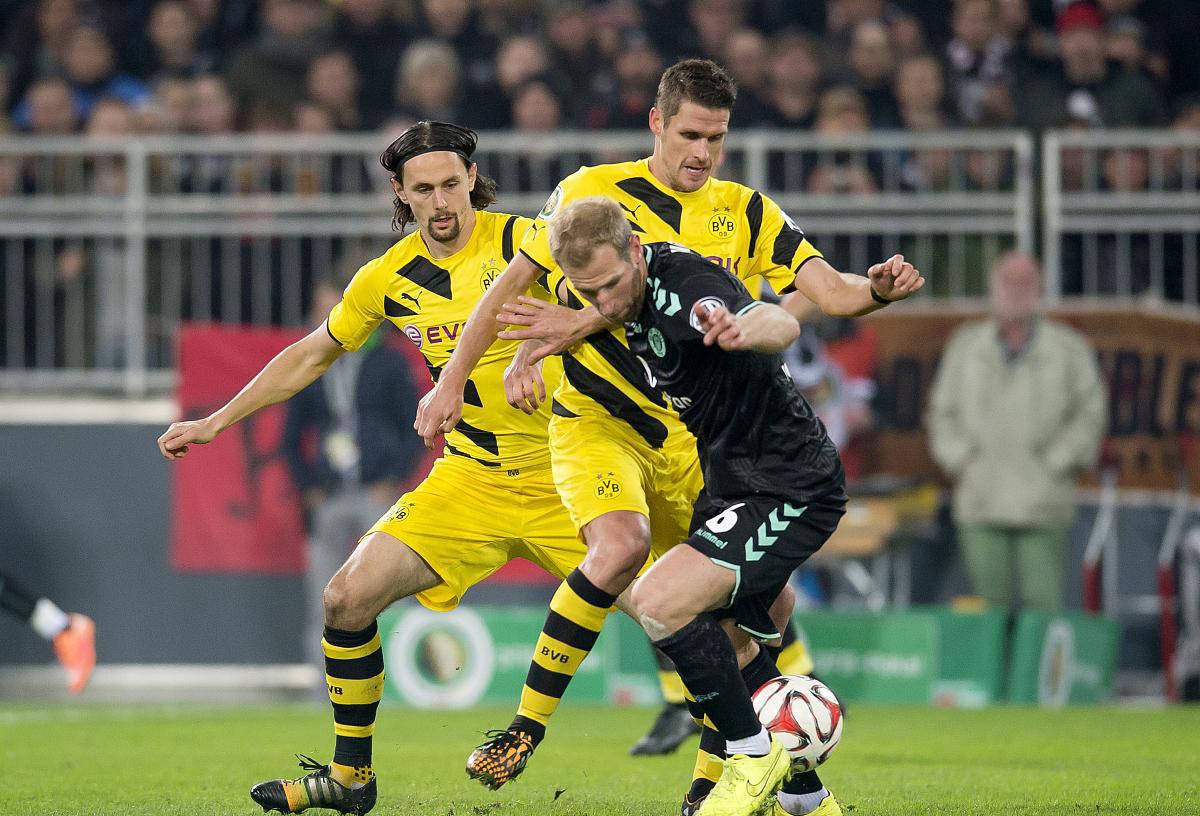 杏彩体育在线登录-多特蒙德遭遇惨败，双方之间巨大积分差距仍然存在