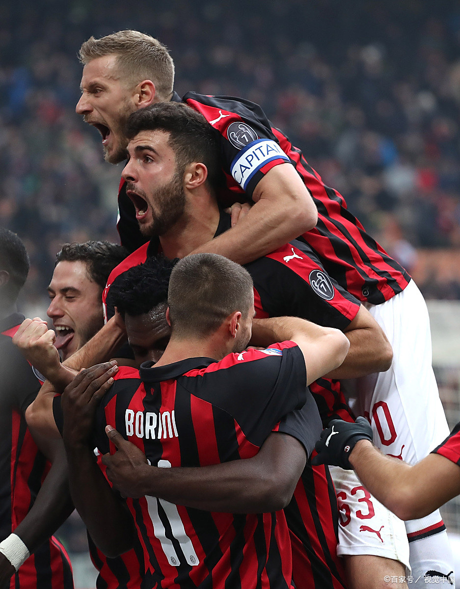 AC米兰主帅成焦点，球队战绩起伏不定的简单介绍