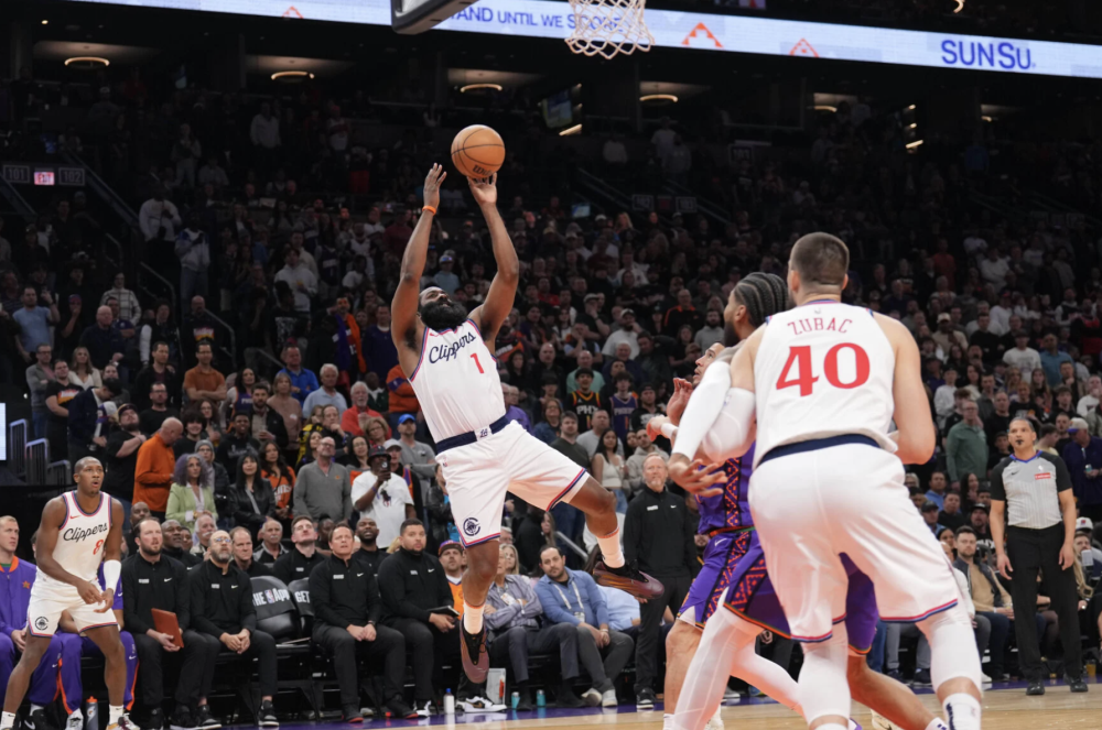 杏彩体育-快船再战鹈鹕，冲击胜利