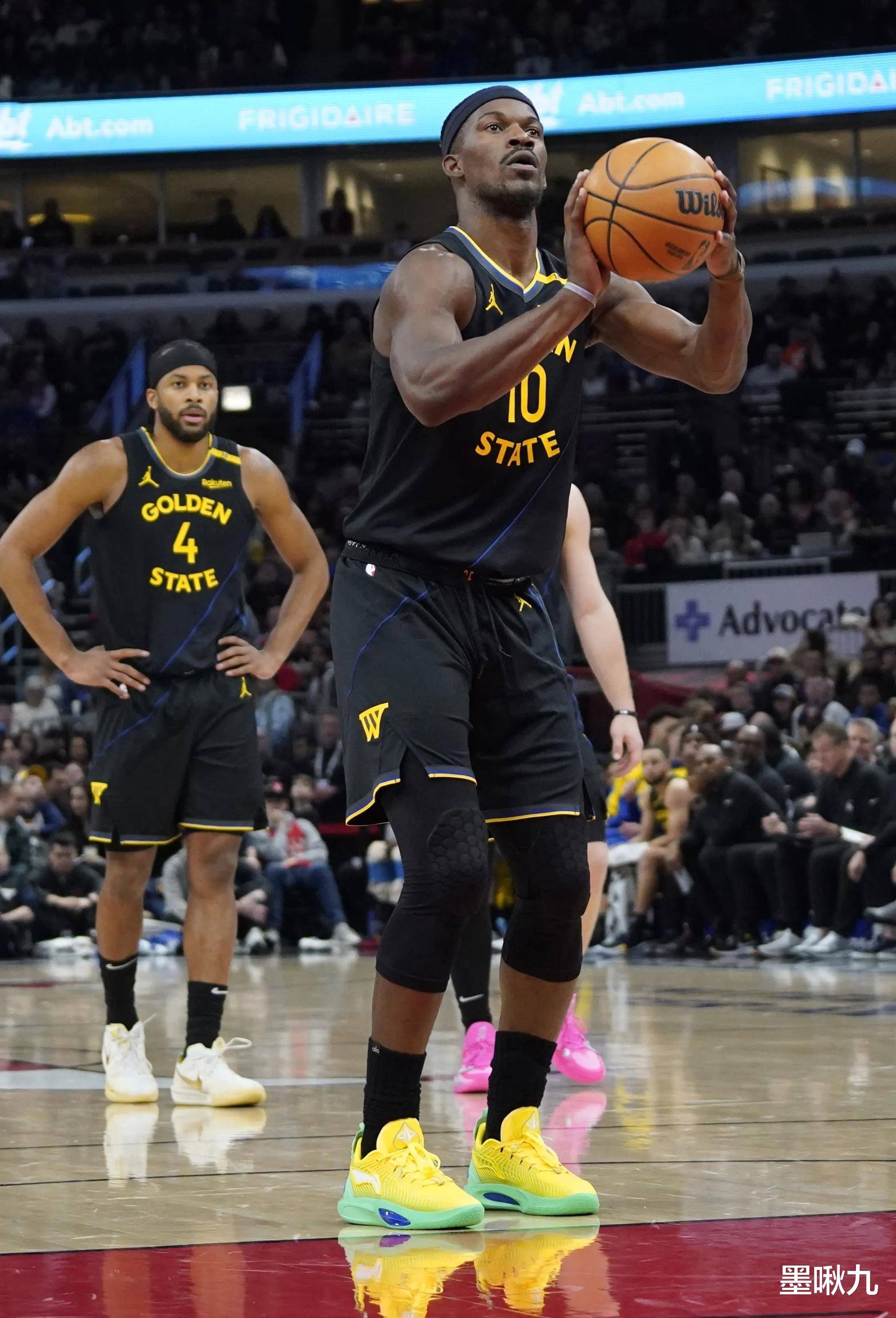 马刺惜败雄鹿，惨遭两连败