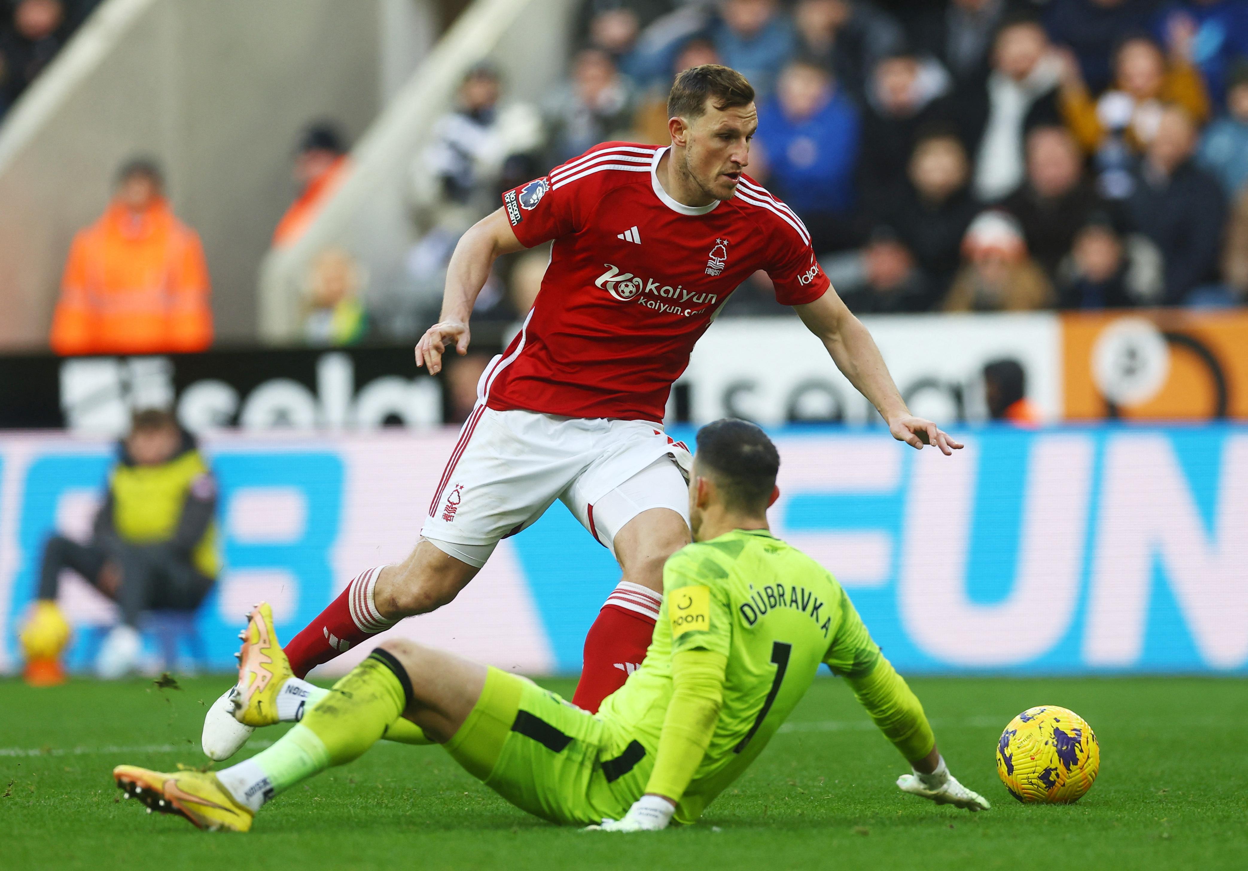 杏彩体育网页版登录入口-伯恩茅斯客场告捷，积分榜前进的简单介绍