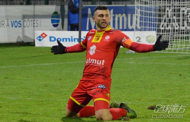 瓦朗谢纳球队努力备战周末的联赛 瓦朗谢纳球队努力备战周末的联赛